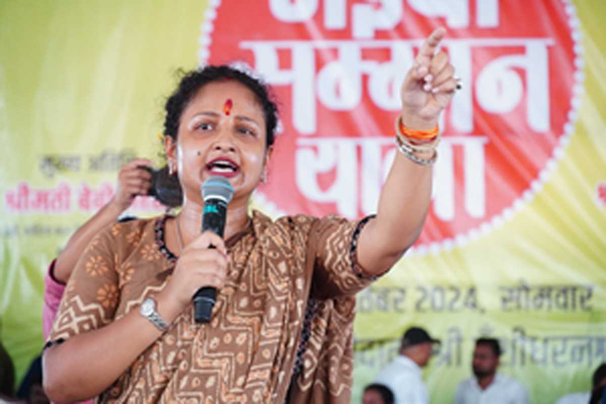 झारखंड में भाजपा की परिवर्तन यात्रा के जवाब में झामुमो-कांग्रेस ने मंईयां सम्मान यात्रा निकाली